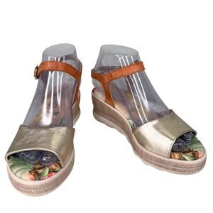 Dorking by Fluchos Spain Wedge Sandals Gold 36